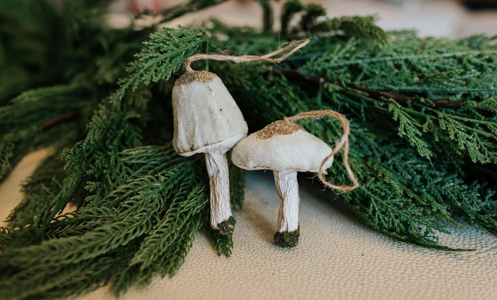 SET OF VELVET IVORY AND GOLD ORNAMENT - The Crowded Table Co. - 